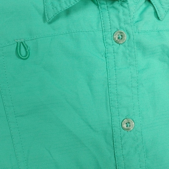 Reel Legends women's medium sized short sleeve button down shirt - Picture 3 of 13